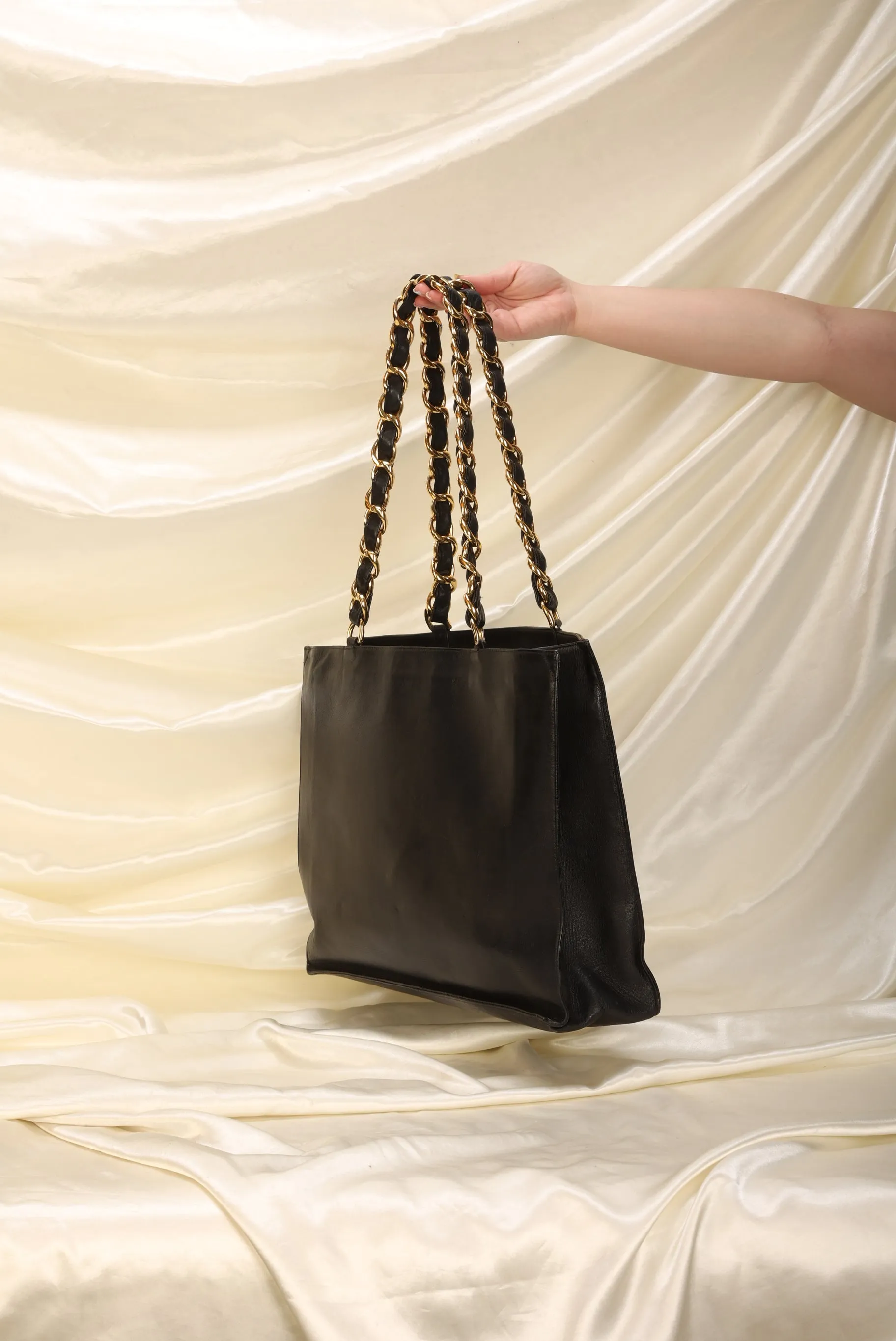 Chanel Lambskin Chunky Chain Timeless Tote