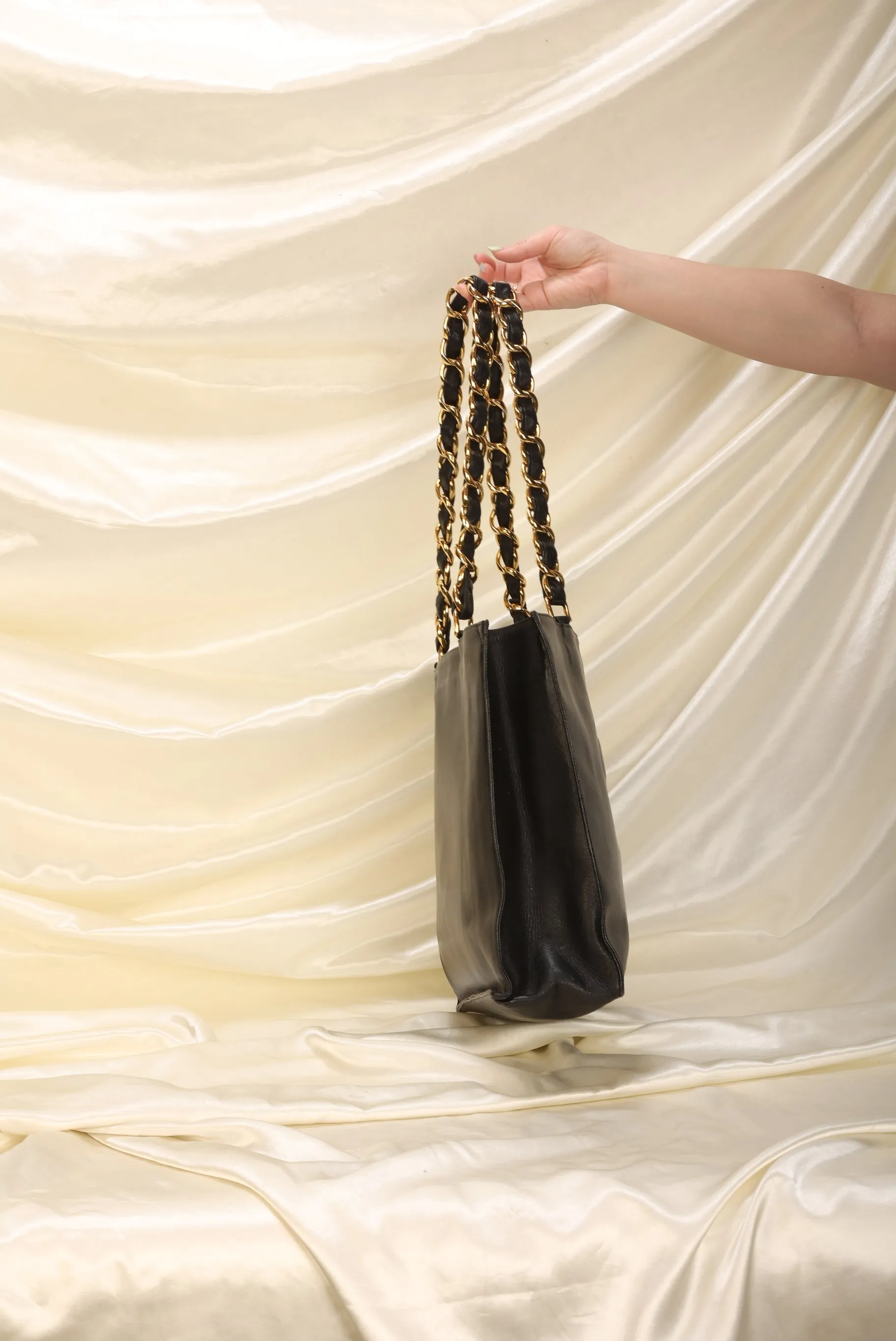 Chanel Lambskin Chunky Chain Timeless Tote