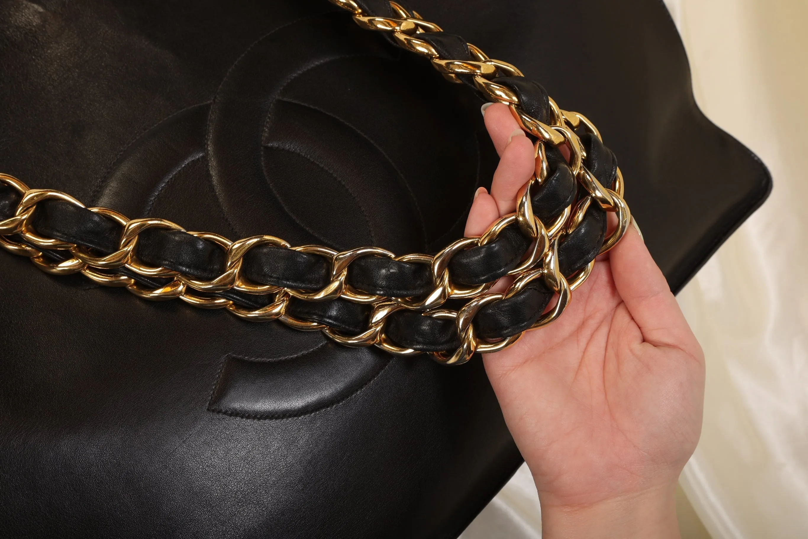 Chanel Lambskin Chunky Chain Timeless Tote