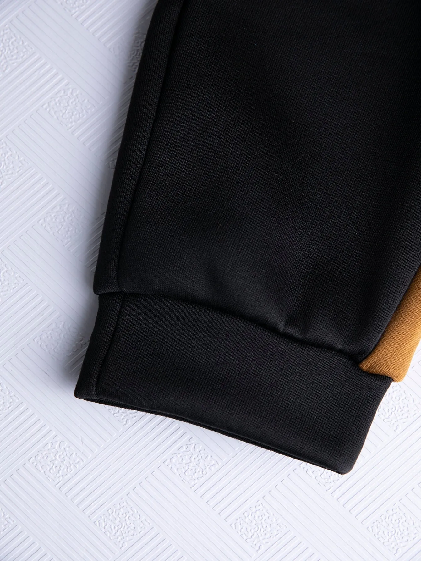 Men Color Block Thermal Pullover & Drawstring Waist Sweatpants