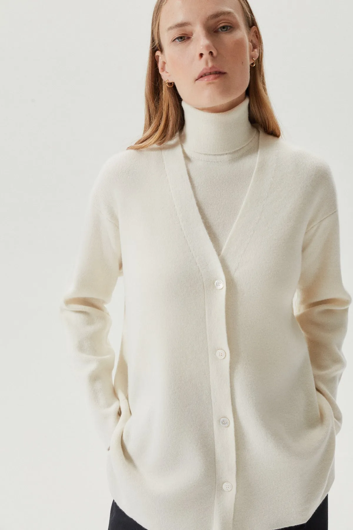 The Superior Cashmere Chunky Cardigan