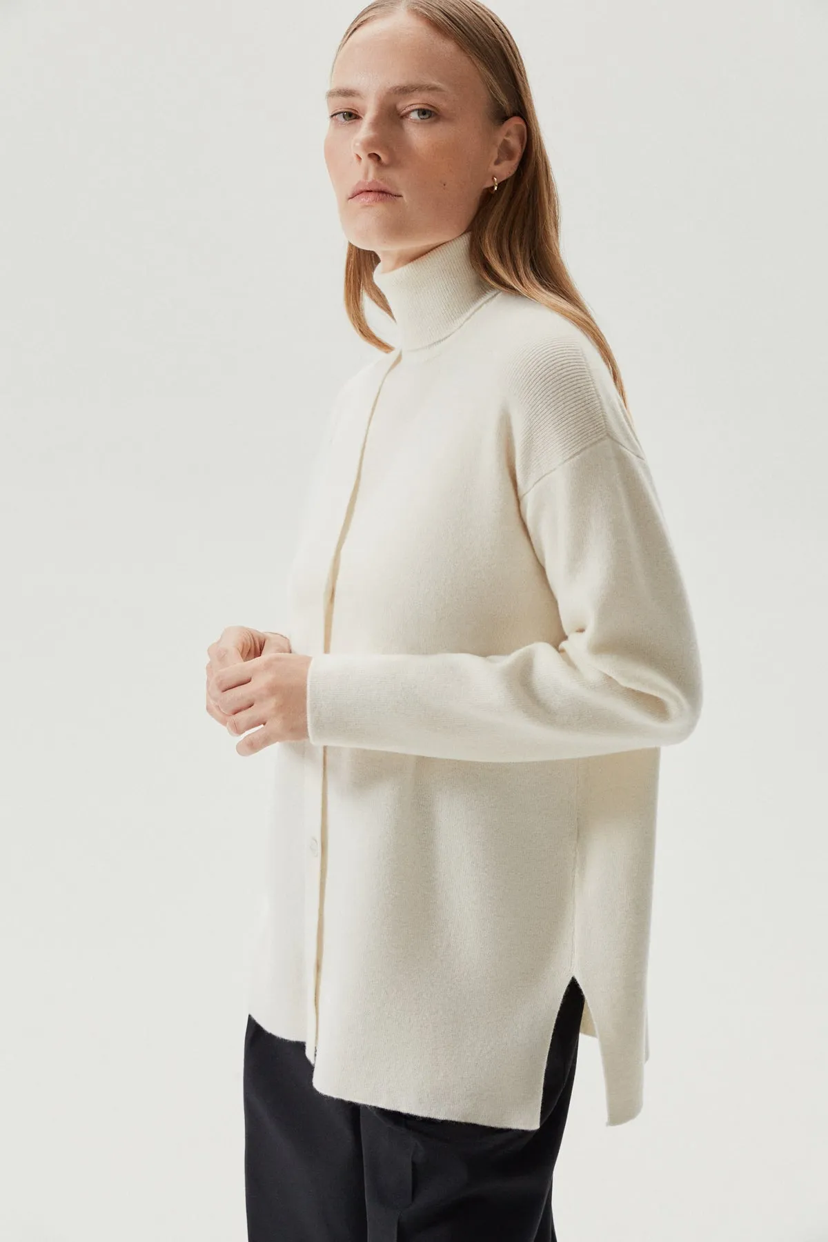 The Superior Cashmere Chunky Cardigan